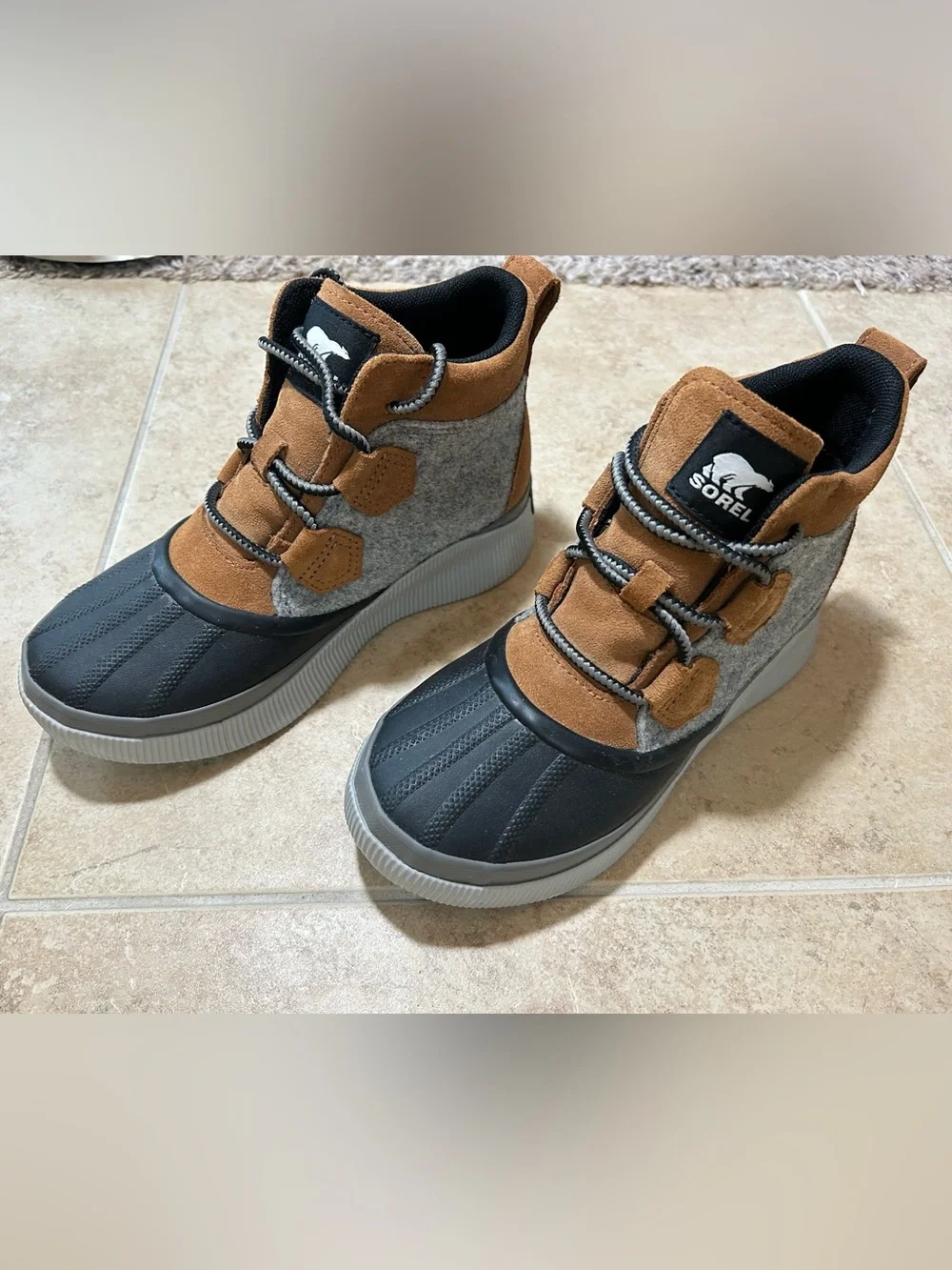 Sorel •brand new